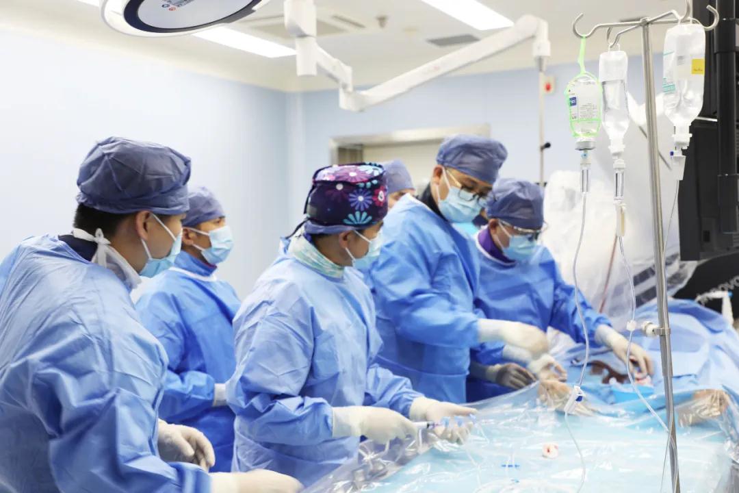 兩場(chǎng)直播愛(ài)你在“心”里，數(shù)萬(wàn)人受益