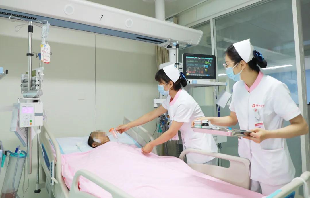 離死亡最近，離希望也更近——記西安國際醫(yī)學(xué)中心醫(yī)院胸外科ICU