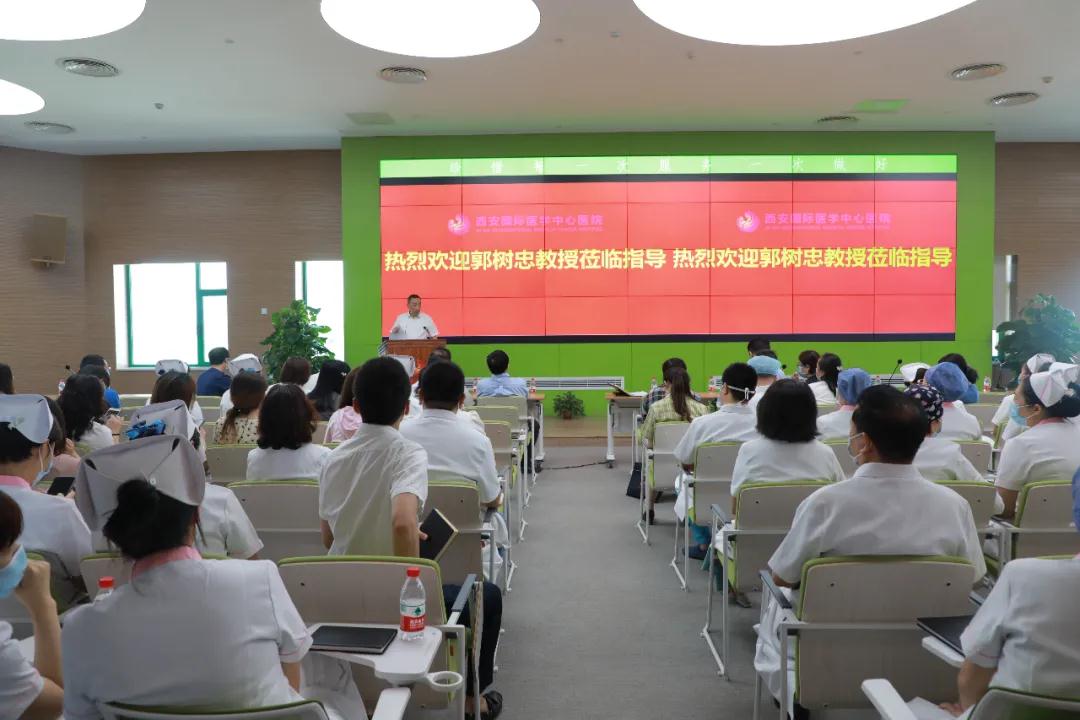 軍醫(yī)大咖齊聚一堂，共敘國際醫(yī)學創(chuàng)新發(fā)展