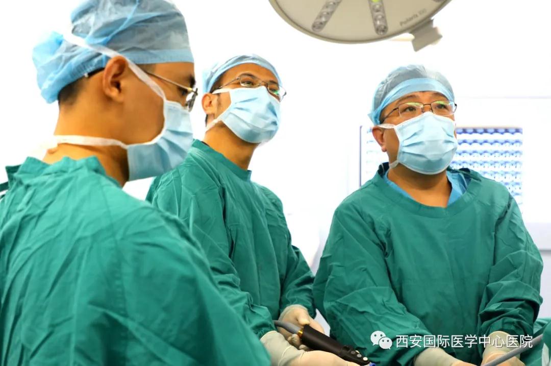 19年了，手上“汗流成河”！兩個(gè)小切口就治好這個(gè)“怪病”