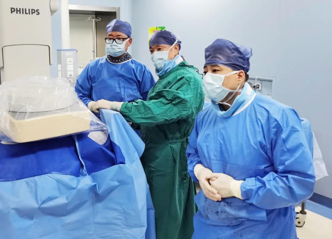 百歲老人吃飯難題解決了！