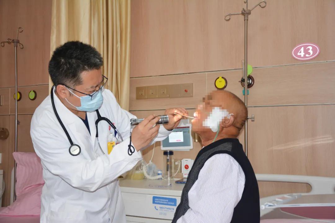 90歲的老爺爺患了腫瘤!放療中心“量身定制”診療方案，病情明顯緩解……