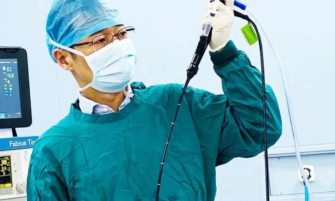 6秒打通氣道！胸科專家為80歲患者實施TTS氣道支架手術(shù)
