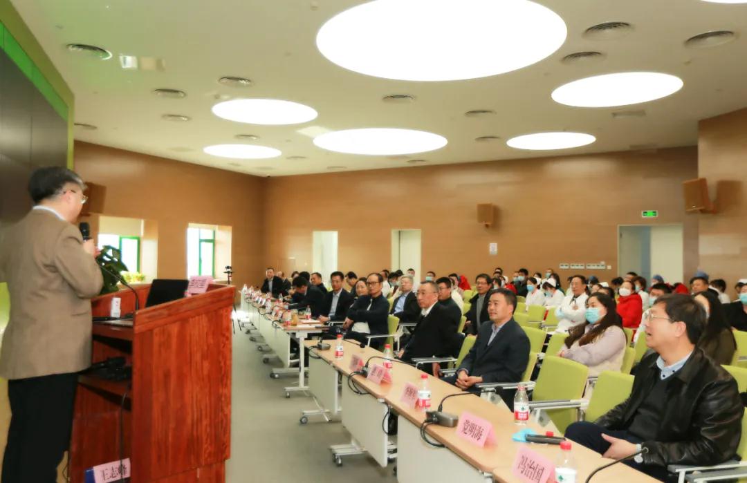 中國(guó)工程院院士、溫州醫(yī)科大學(xué)校長(zhǎng)李校堃教授蒞臨我院