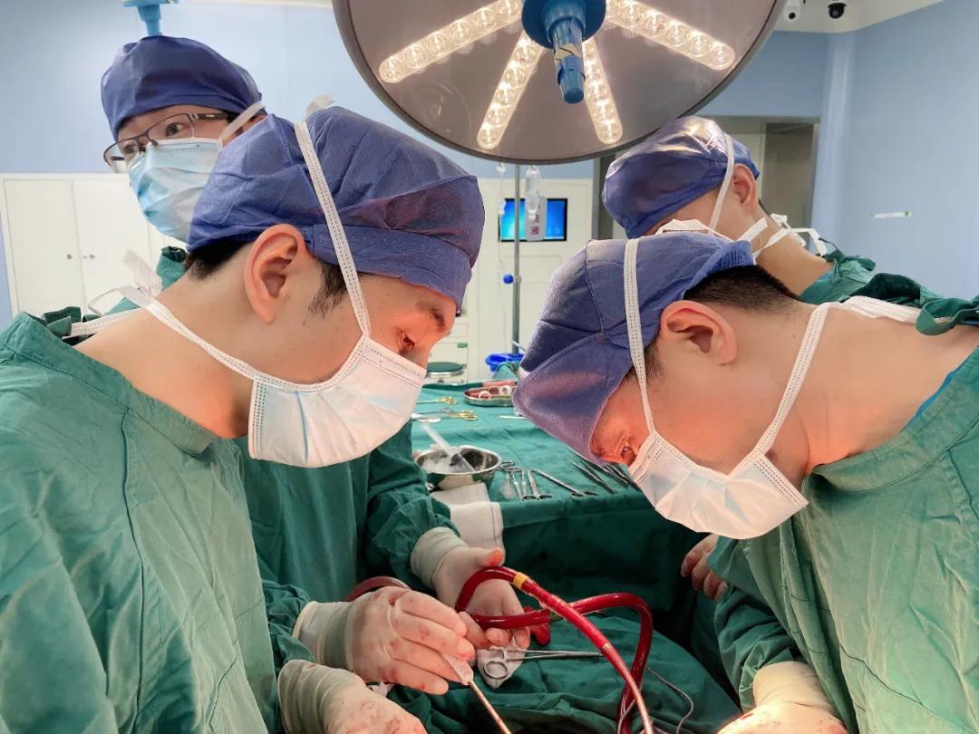 華商云健康—主動(dòng)脈夾層患者增多，且多為年輕人！西安國際醫(yī)學(xué)中心醫(yī)院心臟外科春節(jié)假期變成了“勞動(dòng)節(jié)”！