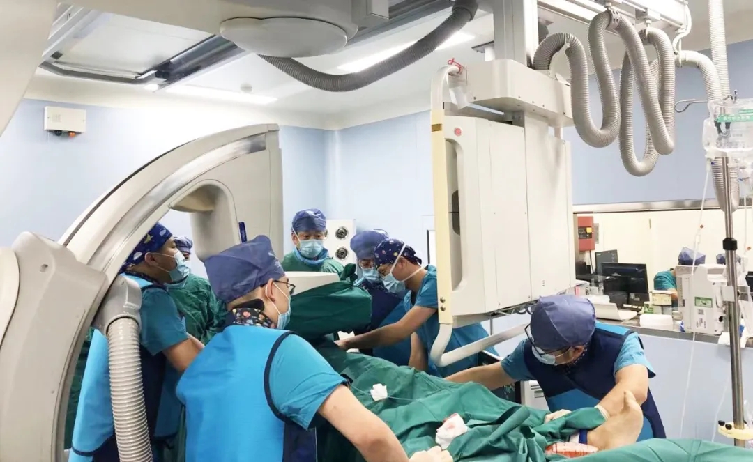 TIPS介入手術挽救“犟脾氣如牛”的他