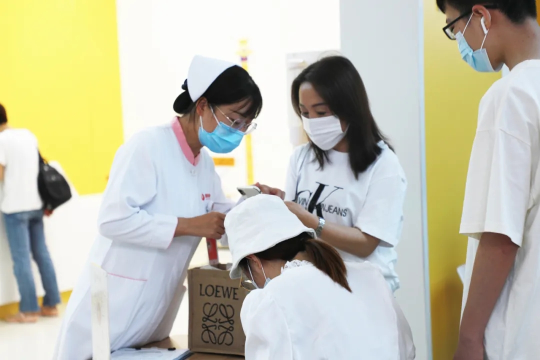 免掛號費、診查費，送健康卡……他們紛紛為這項暖心服務(wù)點贊！