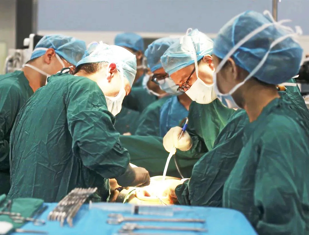 60歲女性，腹圍持續(xù)增大似懷孕10月，原因究竟為何？