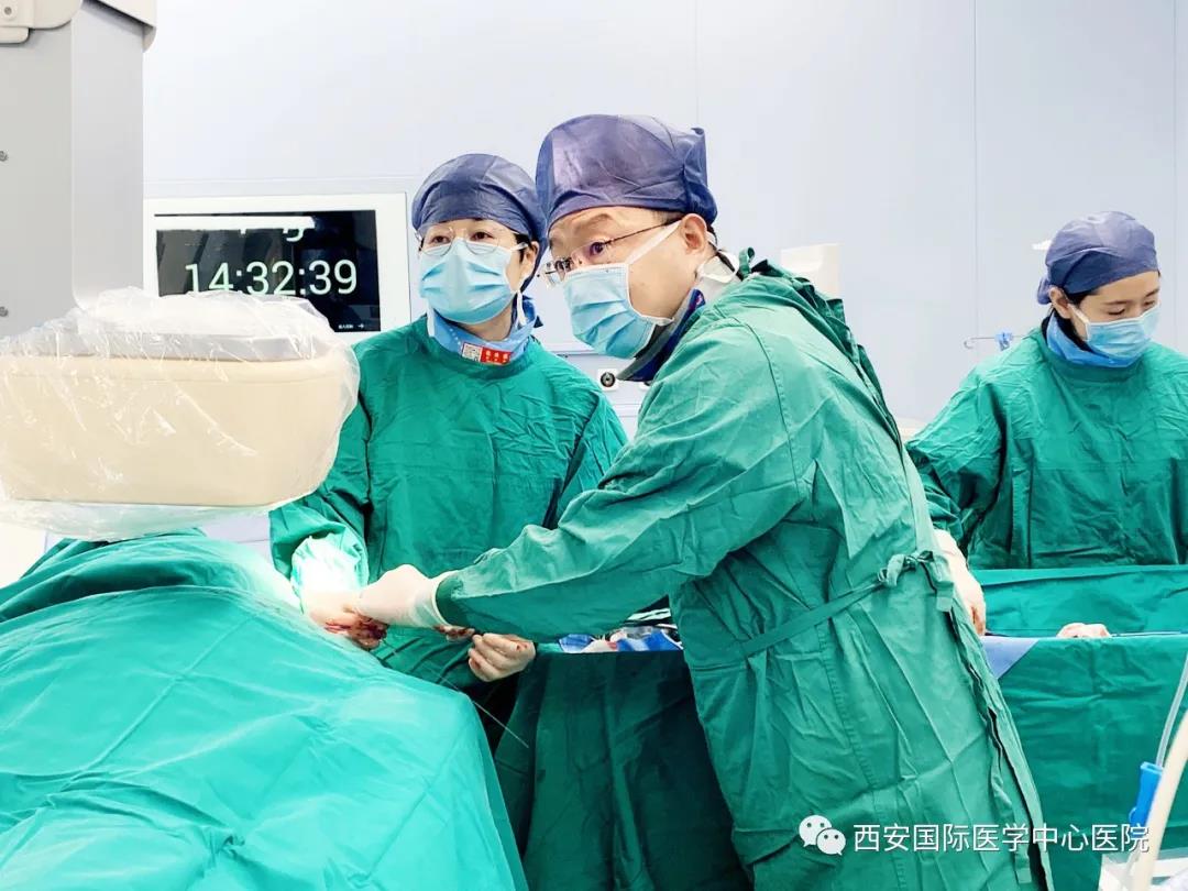 心內(nèi)心外聯(lián)手，為年輕生命保駕續(xù)航