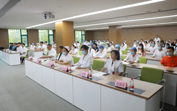 安全用械 守護健康——我院舉辦首屆“急救、生命支持類設備安全使用月”活動