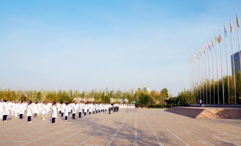 我院舉行2022年新員工崗前培訓總結暨入職宣誓大會