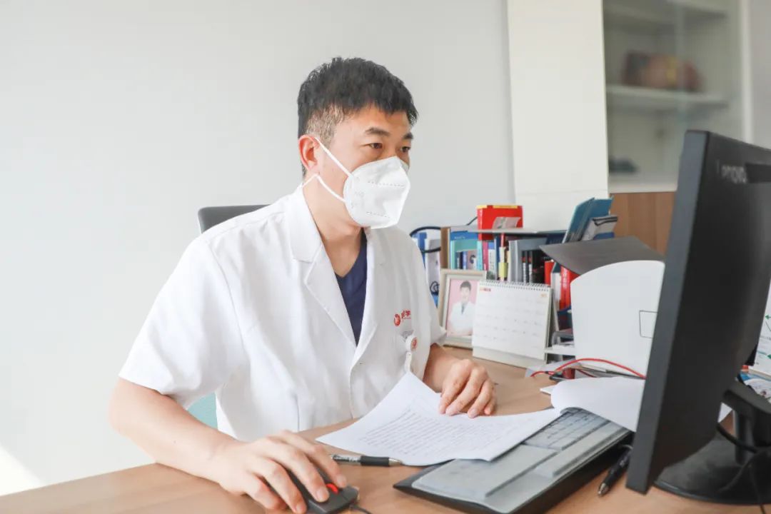 心內(nèi)科陳效安醫(yī)生連線陜西臺《閃耀三秦》，暢談醫(yī)生成長之路