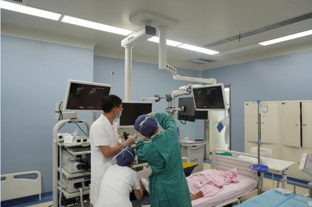 喘不上氣，窒息風險臨近.....67歲老人終于重獲呼吸自由