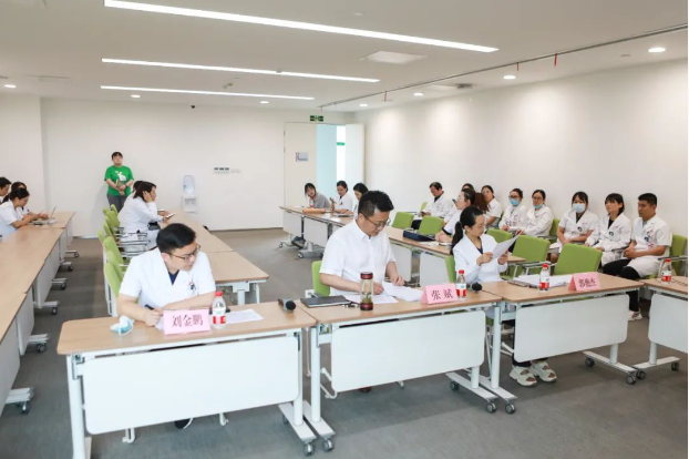 助推學科高質(zhì)量發(fā)展！我院舉行2021年院級課題中期答辯會